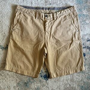 Tommy Bahama shorts